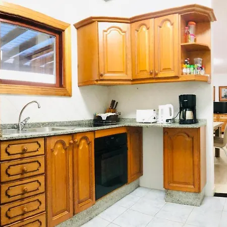 Neptuno With Private Pool, Sea View, Sat-tv & Free Wifi *